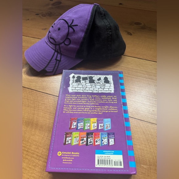 Diary of a Wimpy Kid Adjustable Hat & The Meltdown Book Set - Picture 11 of 14